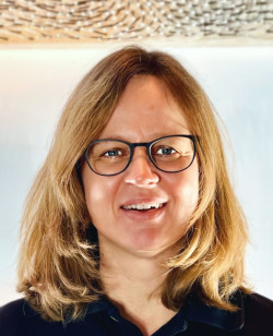 Dr. Doreen Polzehl
